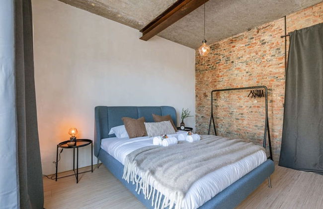 Industrial Apartment With Terrace in Antwerp - Photo 26