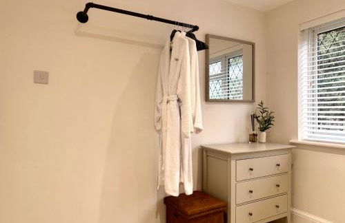 Winter Getaway - Luxury Bungalow w Games Room - Photo 51