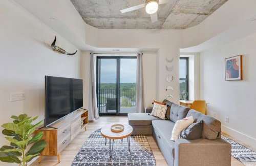 Golden Luxury 1BR - Balcony - High Rise - Foto 1