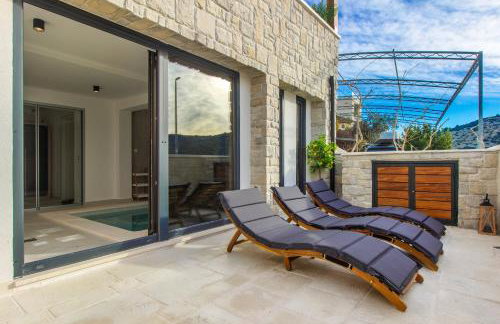 Seafront Villa Kupinica with heated Pool - Foto 53