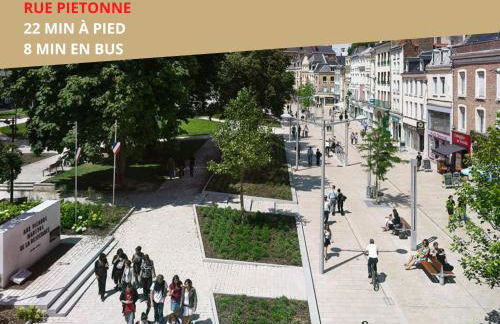 4 Ch - 10 pers - Grande Maison - Parking - Jardin - BBQ - Foto 56