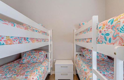 Open plan pool home sleeps 12 - Foto 21