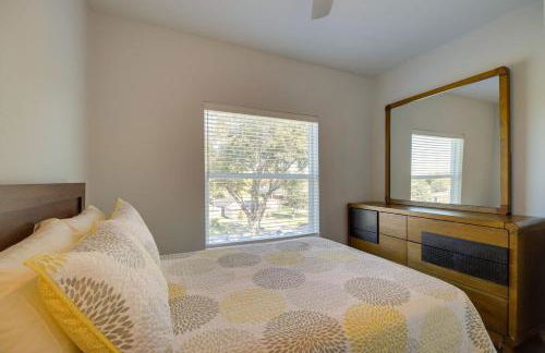 South Houston Townhome with Patio & Gas Grill - Foto 35