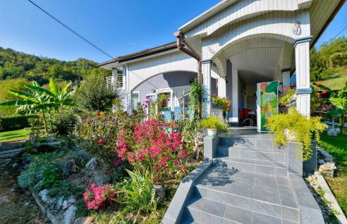 Awesome Home In Nespes - Foto 15