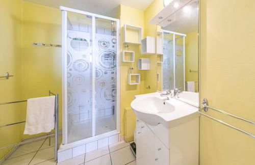 Appartement au pied des pistes, 6 pers, centre-station - FR-1-807-85 - Foto 11