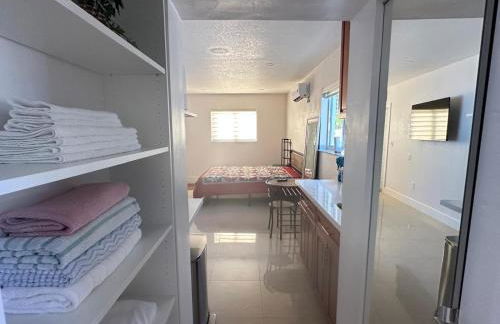 Miramar's Studio - Photo 17