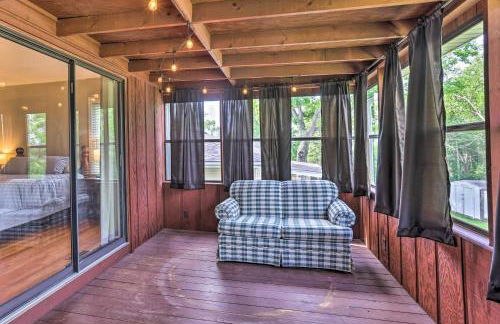 6 Mi to Old Market Home with BBQ-Ready Patio! - Foto 19