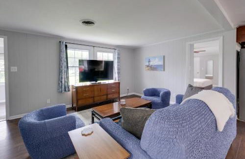 Fish, Relax and Enjoy Lake Views Colonial Beach Gem - Foto 1