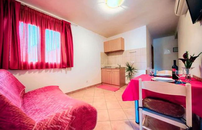 Apartments Bruna Lastovo-standard One Bedroom Apartment With Balcony and Sea View-crveni - Foto 6