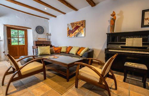 Gite de Coulassy 8 à 10 pers dans parc de 2 hectares - Foto 12