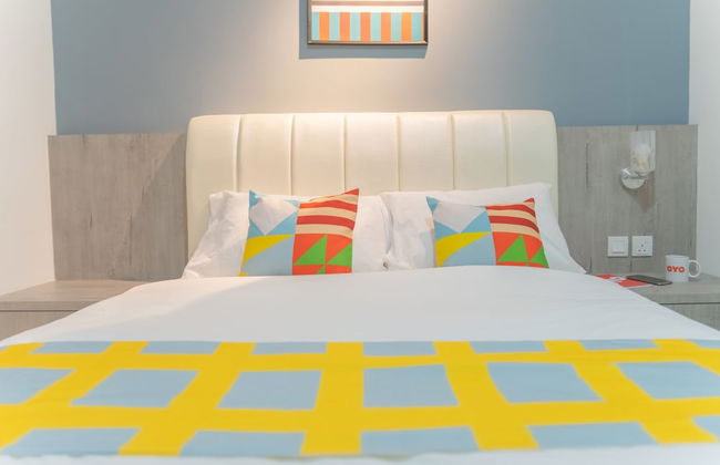 OYO Home 43995 Premium 3br 1tebrau - Photo 23