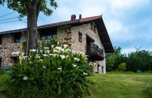 Apartamentos Rurales Larrago - Photo 1