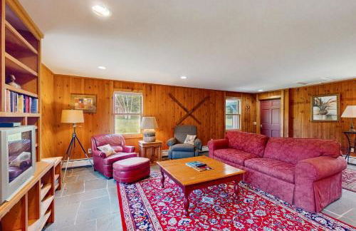 The Red Silo - Photo 4