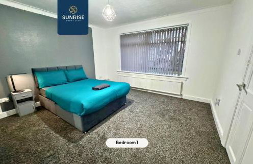 FERRY HOUSE - 4 Bed House, Great for Contractors, Fully Equipped, Private Parking, Easy Ring Road Access by SUNRISE LONG LETS and SERVICED ACCOMMODATION DUNDEE - Foto 4