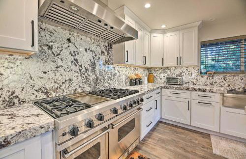 Mtn-View Cabin 404 with Deck in Payson! - Photo 6