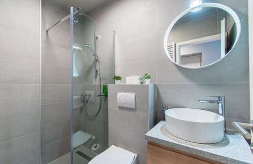 Flexible SelfCheckIns 58, 59 & 60 - Zagreb - Loggia - New - Luxury - Foto 61