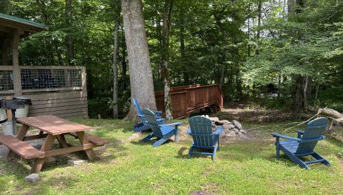 Sweet - 2 Bedrooms, 2 Baths, Sleeps 6 Cabin by RedAwning - Foto 4