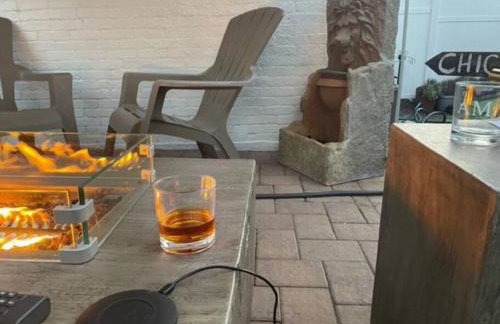 The Pearl-Lovely Victorian Home with Bed and Breakfast Energy - Foto 44