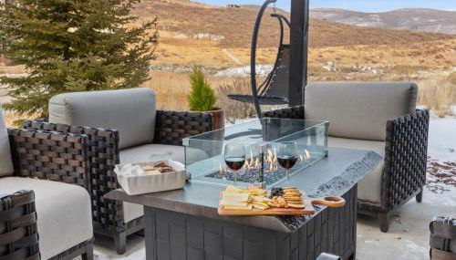 Pvt Hot Tub, Game Rm, Fire Pit, 12 Min Ski and PC - Photo 5