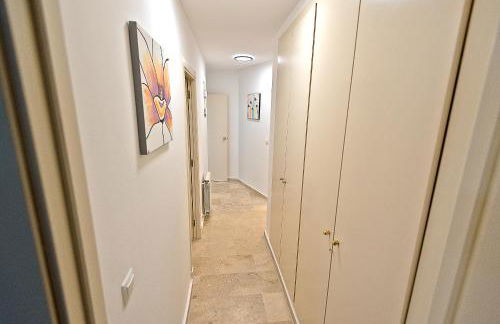 On Beach Deluxe Apartment with Pools and own Garden - Foto 19