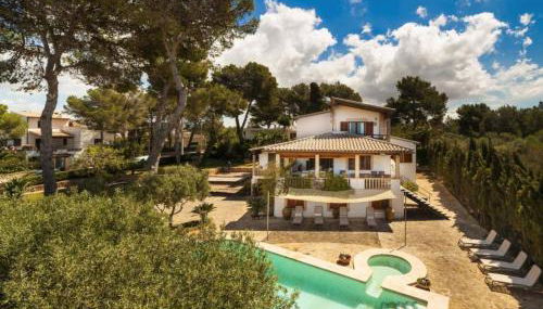 Tranquil Mallorquin Villa with Private Pool Beach Access - Foto 3