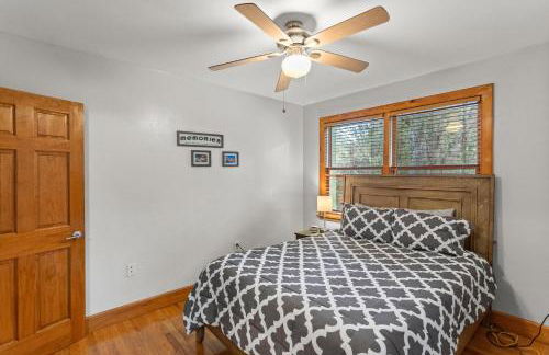 Cozy Townhome Near UF Campus - Foto 7