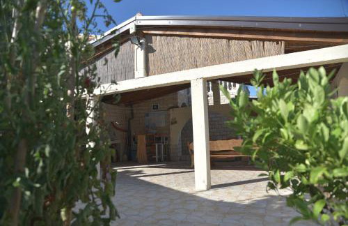 Apartments by the sea Milna, Vis - 8917 - Photo 12