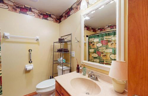 Manitowish Mike’s - Photo 31