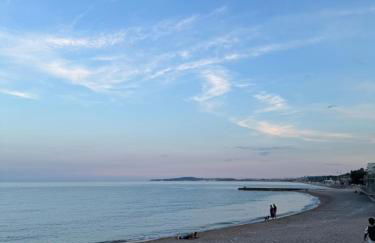 Villeneuve Loubet - Proximité Marina Baie des Anges - Front de Mer - Parking privé - Foto 48