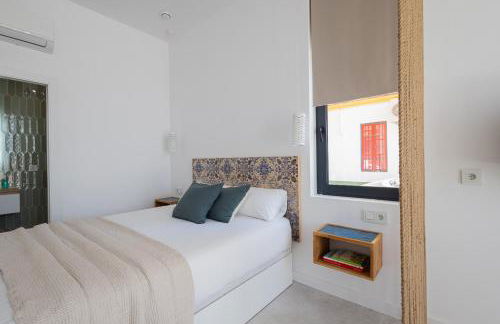 FLORIT FLATS - Stylish Studio by the Joaquin Sorolla Station - Photo 28