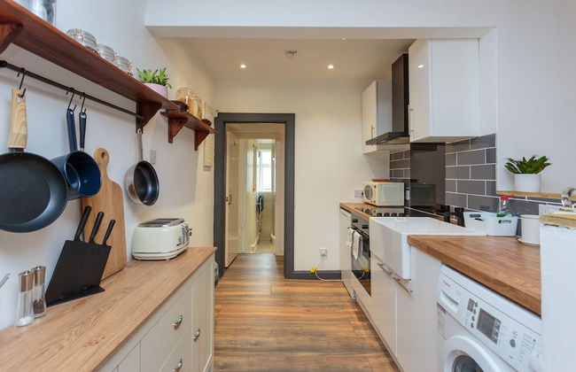 Entire Lovely Modern Scottish Cottage - Photo 14