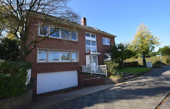 Tolstov-Hotels Generous 3 Room Apartment - Photo 50