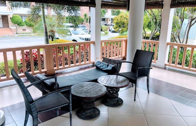 1 Bedroom Deluxe Condo at Apartelle D' Oasis - Foto 53