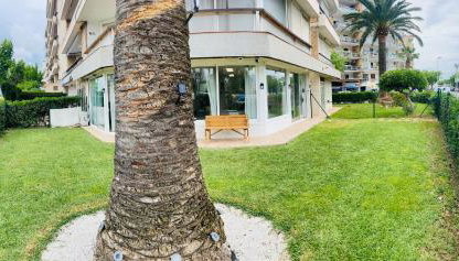 Piso delante de la playa La Pineda con 2 habitaciones - Foto 3