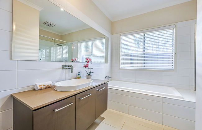 Stylish Luxe House at Point Cook - Foto 76