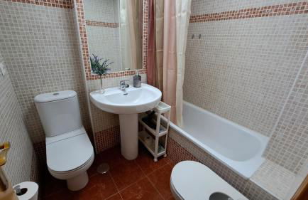 Apartamentos Maria Cristina con parking privado gratis - Foto 14