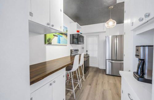 Comfy and quiet Steps to fun events downtown - Foto 12