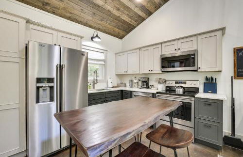 Whitewood with Hot Tub Peaceful Wildwood Retreat - Foto 4