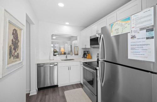 Newly Listed - One bedroom condo on Harbor Island - Foto 7