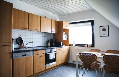 DG-Wohnung mit sonnigem Balkon - Foto 4