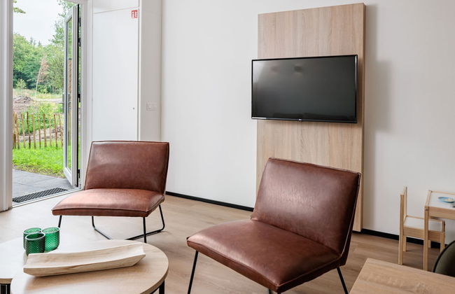 Lodge in Schaijk Near Green Forests - Photo 7