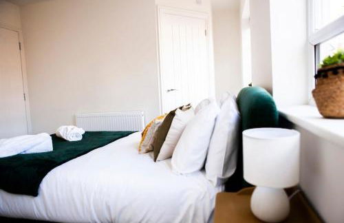 Cotswolds-Stroud-Large 9 Bed Home-Sleeps 20-Work or Leisure - Foto 28