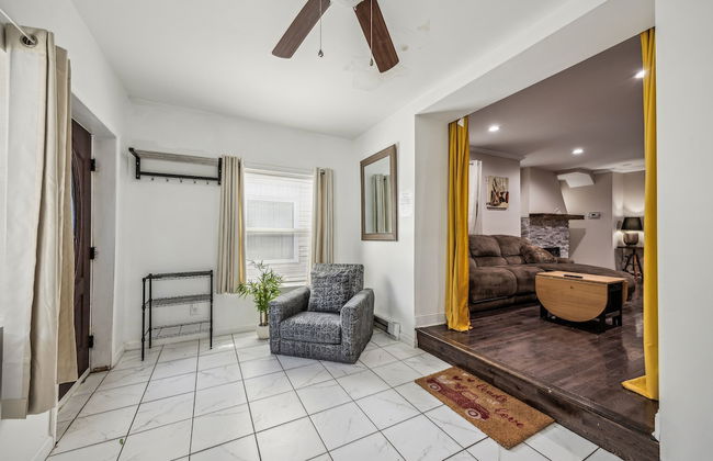 Elegant 5br Townhome In Prime Location 5 Bedroom Townhouse by RedAwning - Foto 28