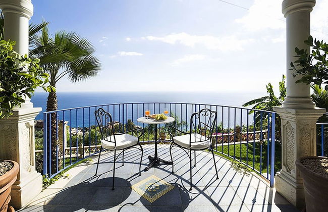 Exclusive Villa With Panoramic Swimming Pool and Hot Tub, Near the Sea - Foto 32