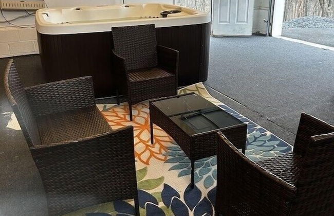 Amazing Vacation House In Poconos~hottub~game Room 6 Bedroom Home - Foto 50