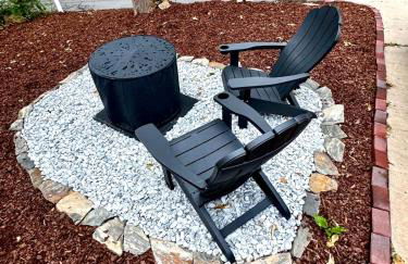 Tiny House Rental in Asheville, NC - The Bat Shack - Foto 24