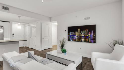 Comfort and Convenience 2BR Unit with Free Parking - Foto 4