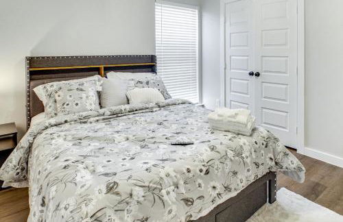 8 Mi to TTU! Pet-Friendly Home with Patio and Yard - Foto 21