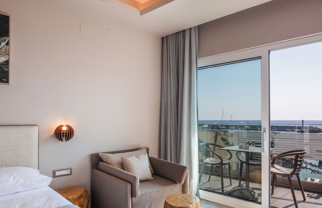 Skipper Beachfront Suites - Foto 13