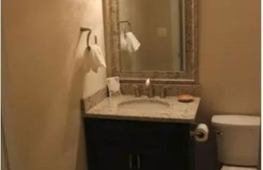 Entire 3 bedroom Private Luxury Condo - Photo 15